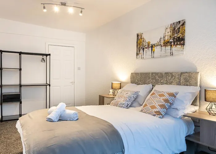 Flat In Greater Manchester